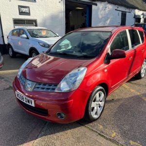 NISSAN NOTE 1.6 Tekna 5dr Auto